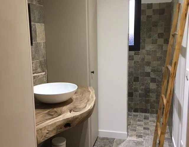 Casa Santa Lucia B&B 보코냐노